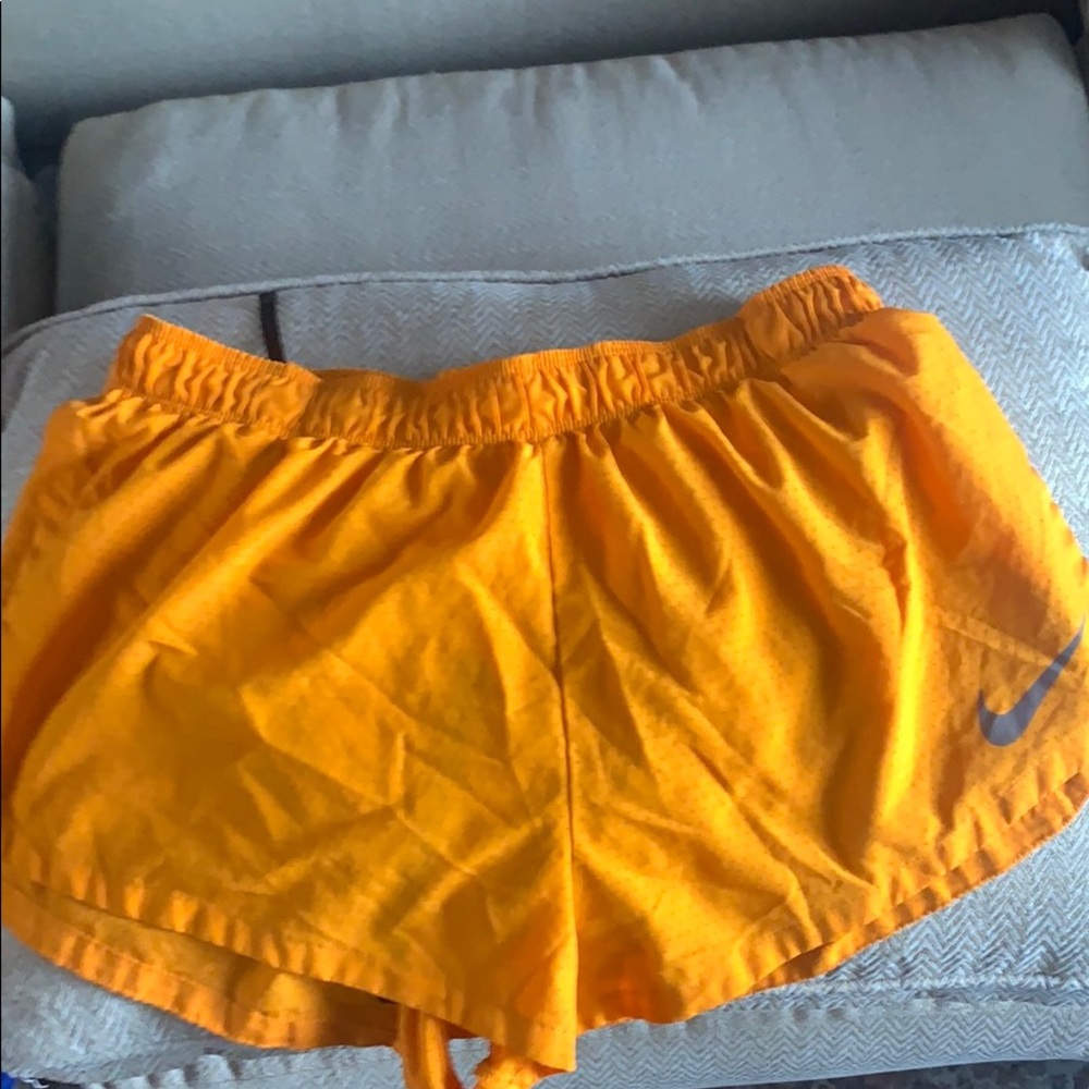 Nike 2” Dry split running shorts